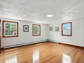 106 Home Park Rd, Braintree MA 02184