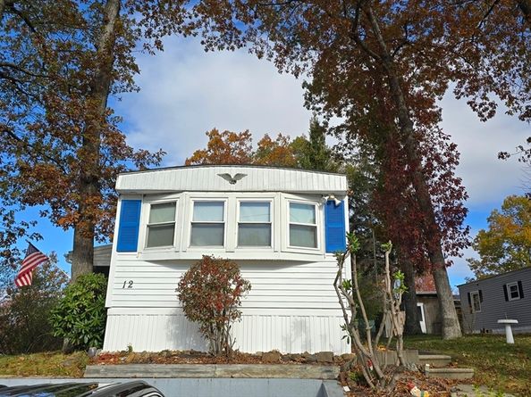 12 Presidential Cir, Warren MA 01083