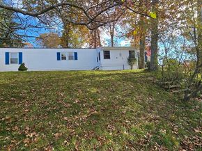 12 Presidential Cir, Warren MA 01083
