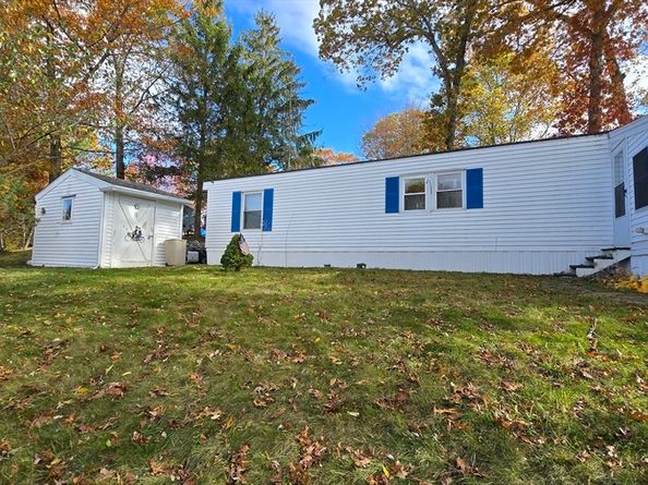 12 Presidential Cir, Warren MA 01083