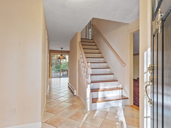 551 Sudbury St, Marlborough MA 01752