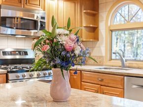 551 Sudbury St, Marlborough MA 01752