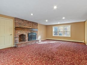 551 Sudbury St, Marlborough MA 01752
