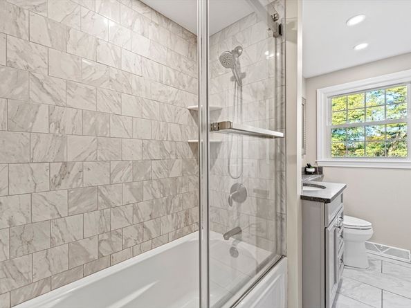 7 Heywood Road, Westford MA 01886