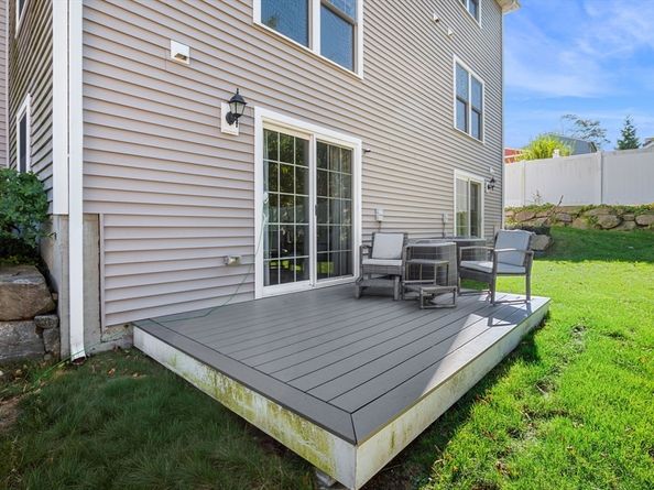 2-4 Gracie Ln 4, Swampscott MA 01907
