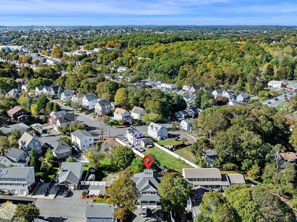 2-4 Gracie Ln 4, Swampscott MA 01907