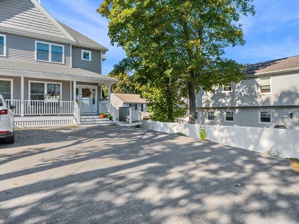 2-4 Gracie Ln 4, Swampscott MA 01907