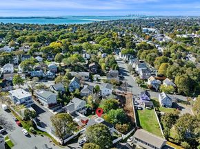 2-4 Gracie Ln 4, Swampscott MA 01907