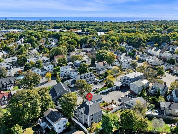 2-4 Gracie Ln 4, Swampscott MA 01907