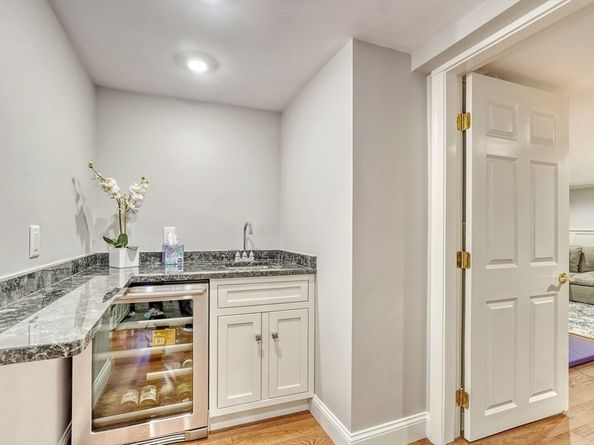 65 Lincoln Street, Melrose MA 02176