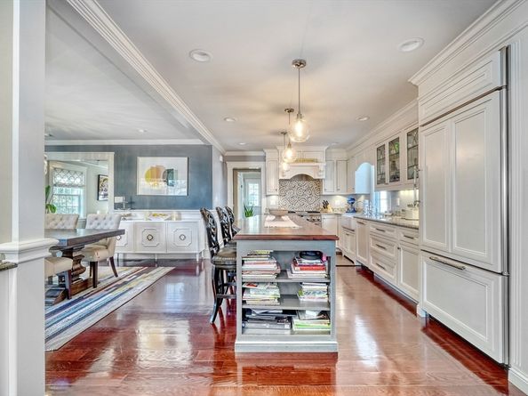 65 Lincoln Street, Melrose MA 02176