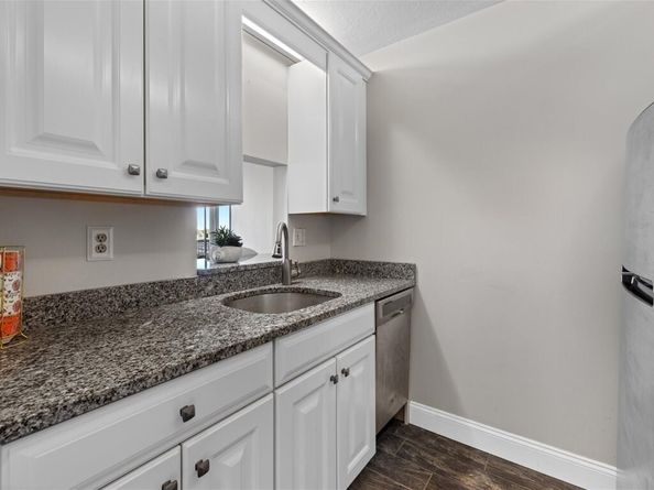 133 Commander Shea Blvd 609, Quincy MA 02171