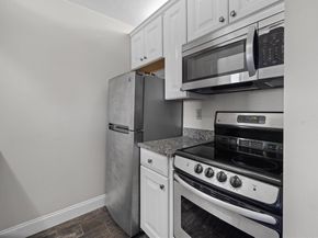 133 Commander Shea Blvd 609, Quincy MA 02171