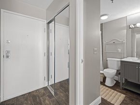 133 Commander Shea Blvd 609, Quincy MA 02171