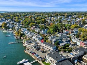 24 Lee Street B10, Marblehead MA 01945