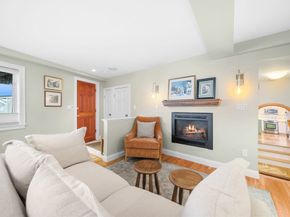 24 Lee Street B10, Marblehead MA 01945