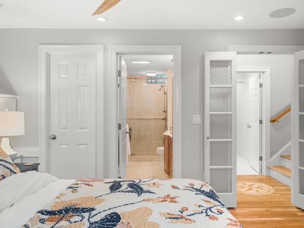 24 Lee Street B10, Marblehead MA 01945