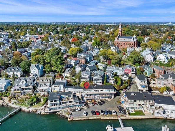 24 Lee Street B10, Marblehead MA 01945