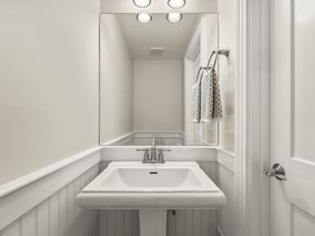 11 Oak Street 62, Wellesley MA 02482