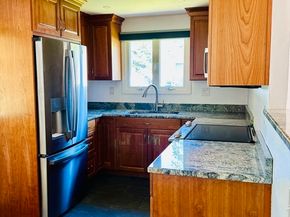 23 Gail Dr, Holden MA 01520