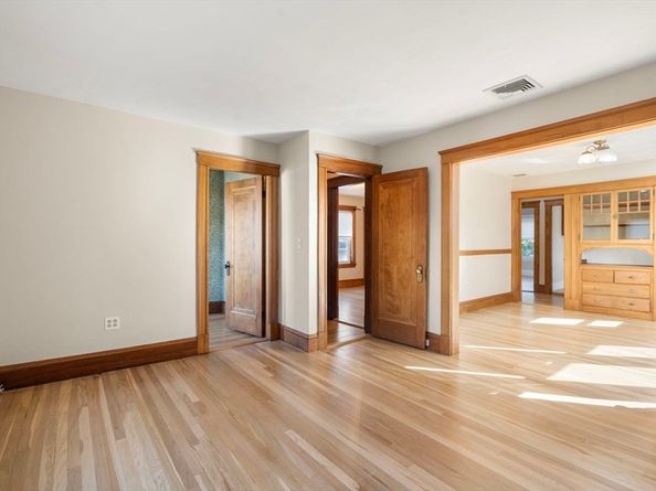 133 Hillside 1, Watertown MA 02472