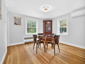 37 Pine St, Bedford MA 01730