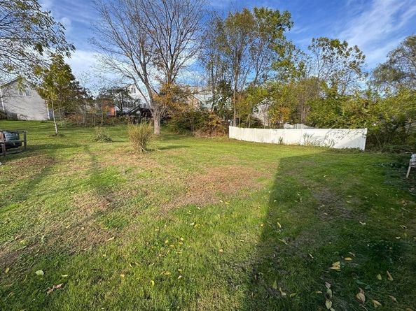 8 Elm St, North Brookfield MA 01535