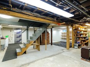 8 Elm St, North Brookfield MA 01535