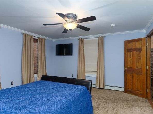 8 Elm St, North Brookfield MA 01535