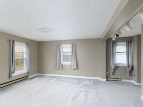 8 Elm St, North Brookfield MA 01535