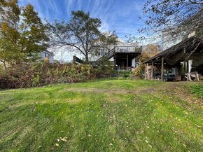 8 Elm St, North Brookfield MA 01535