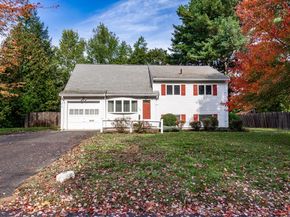 53 Davidson Rd, Framingham MA 01701