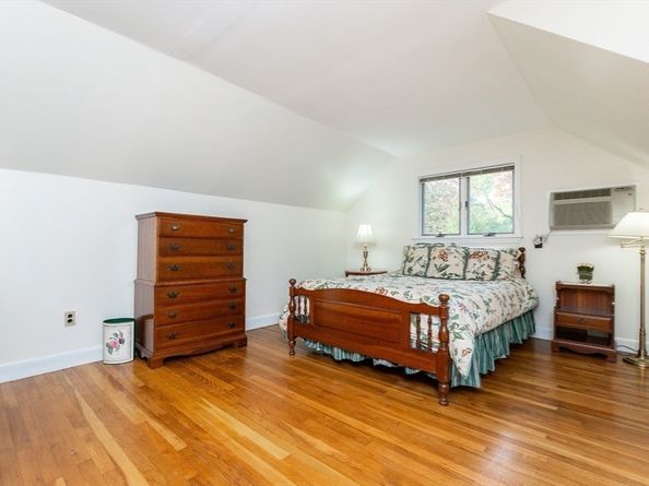 53 Davidson Rd, Framingham MA 01701