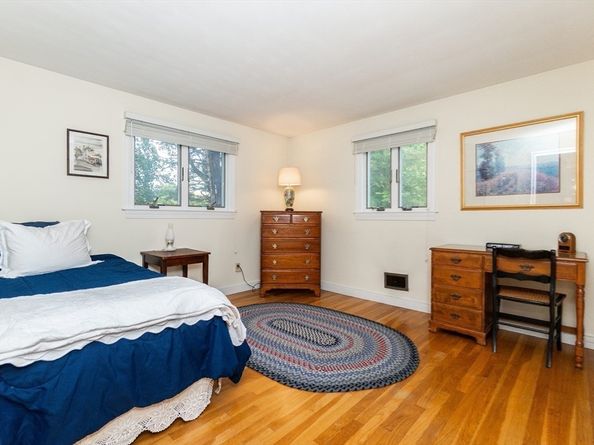 53 Davidson Rd, Framingham MA 01701