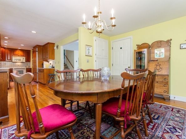 53 Davidson Rd, Framingham MA 01701