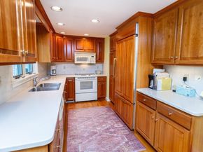53 Davidson Rd, Framingham MA 01701