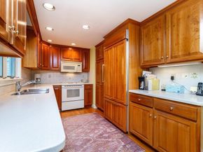 53 Davidson Rd, Framingham MA 01701