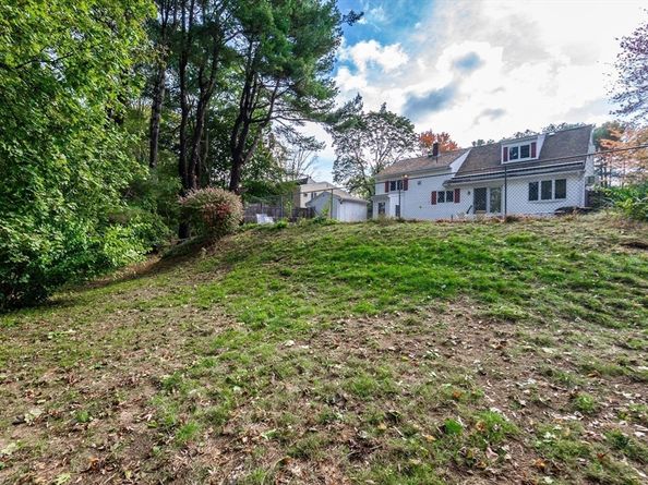 53 Davidson Rd, Framingham MA 01701