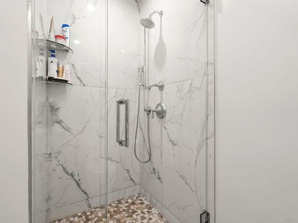 18 Breck Ave 18, Boston MA 02135