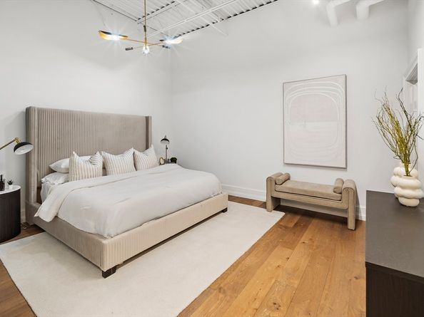 147 Sherman St 201, Cambridge MA 02140