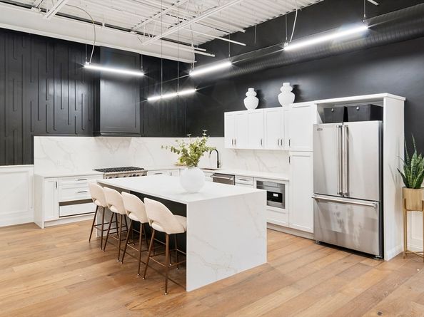 147 Sherman St 201, Cambridge MA 02140