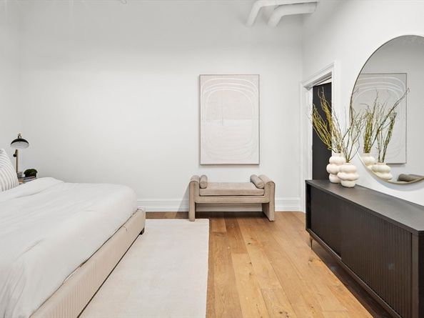 147 Sherman St 201, Cambridge MA 02140