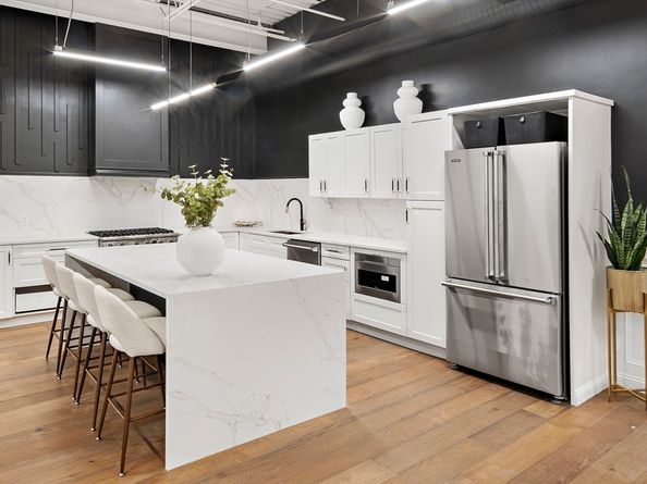 147 Sherman St 201, Cambridge MA 02140