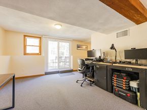 9 Laurie Ann Ln, Billerica MA 01862