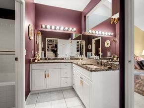 50 Hill Cir 50, Burlington MA 01803