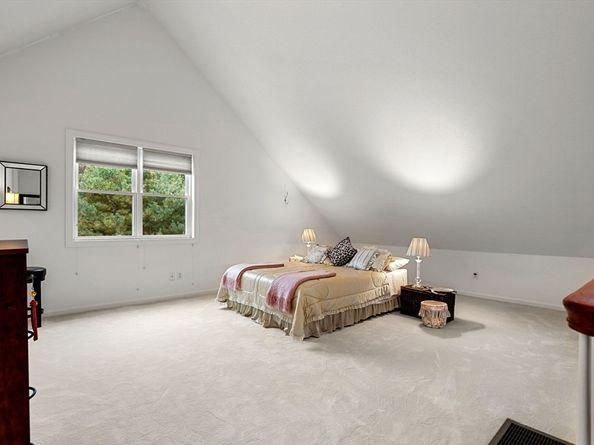 50 Hill Cir 50, Burlington MA 01803