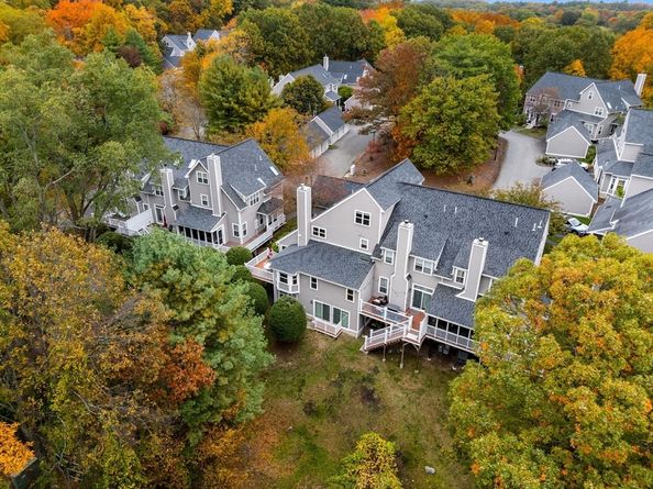 50 Hill Cir 50, Burlington MA 01803
