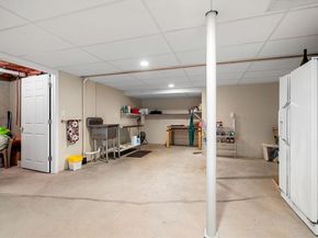 50 Hill Cir 50, Burlington MA 01803
