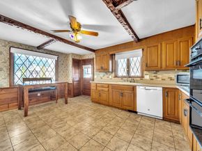 36 England Ave, Fitchburg MA 01420