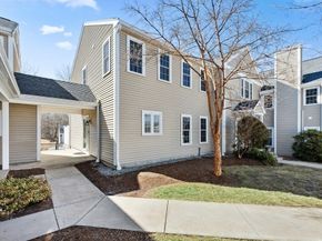 354 Tilden Commons Ln 354, Braintree MA 02184